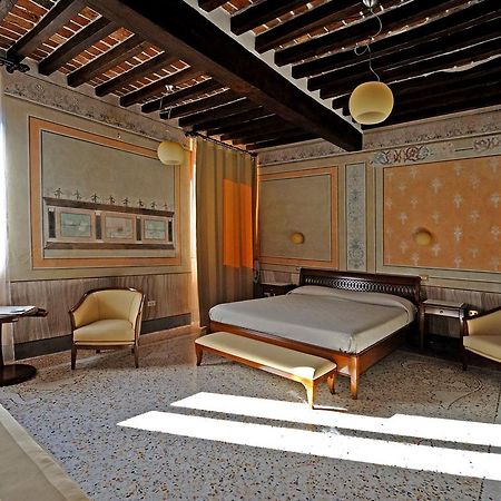 Albergo Giulia Gonzaga サッビオネータ エクステリア 写真