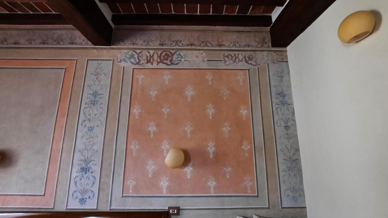Albergo Giulia Gonzaga サッビオネータ エクステリア 写真