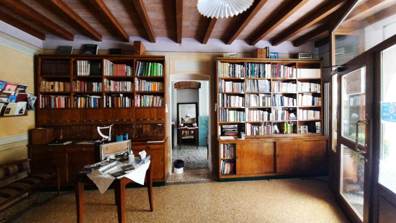 Albergo Giulia Gonzaga サッビオネータ エクステリア 写真