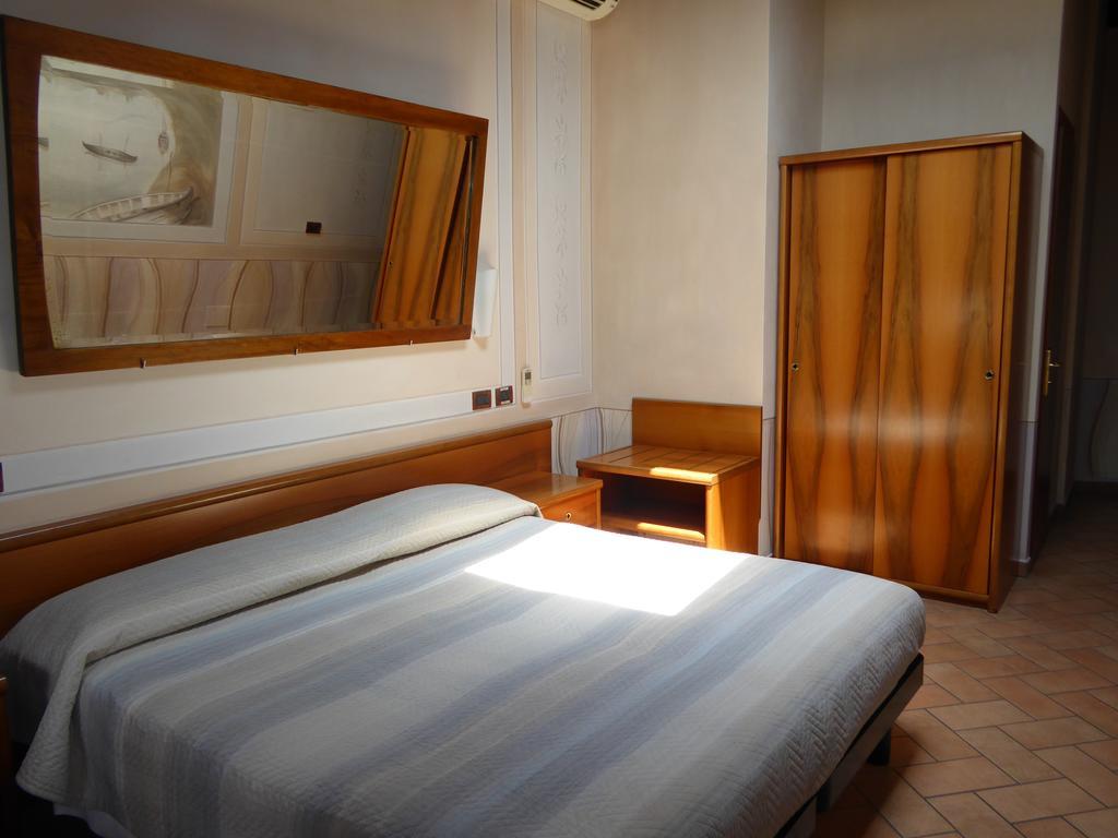 Albergo Giulia Gonzaga サッビオネータ 部屋 写真